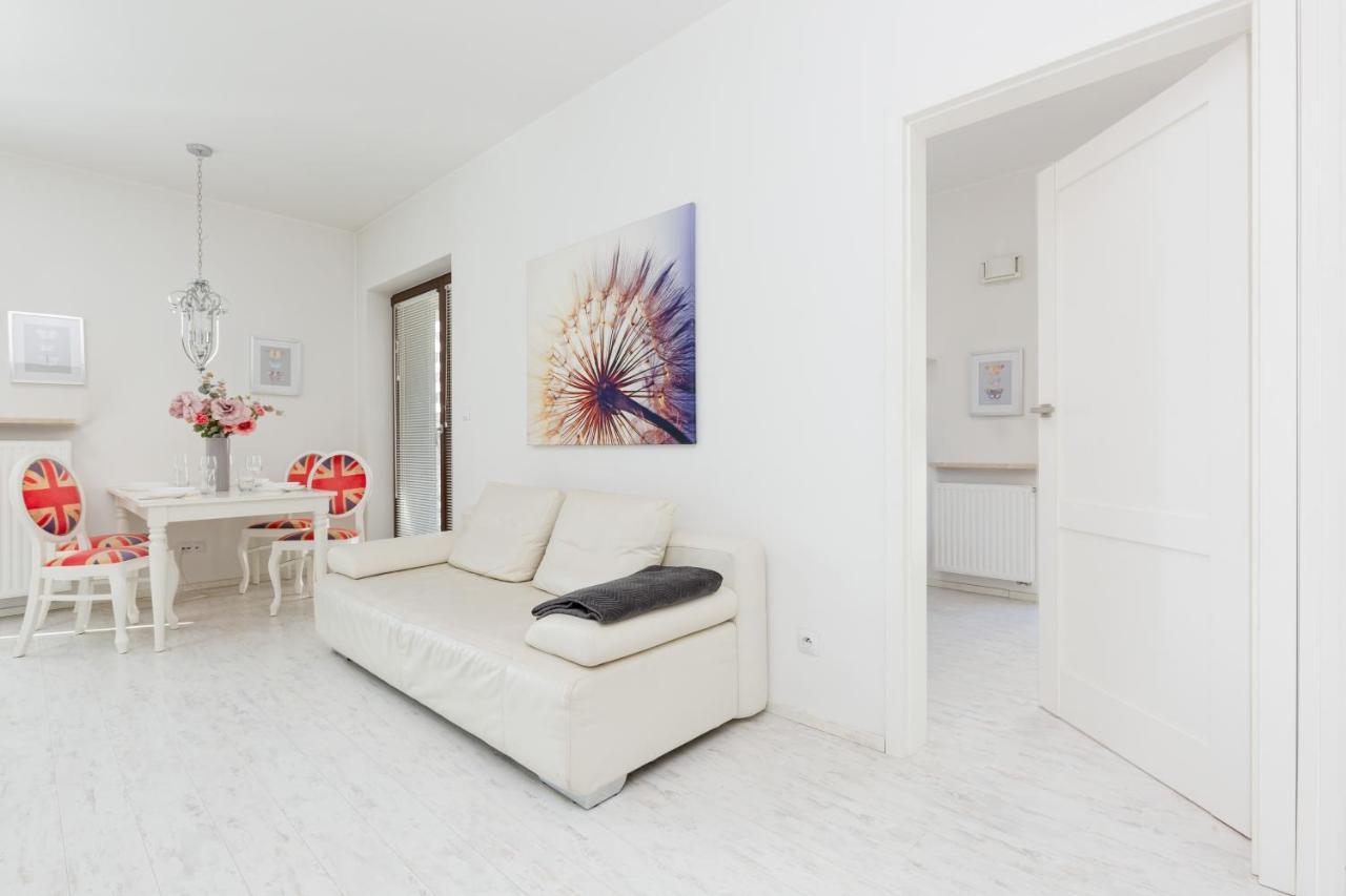 Nowy Mokotów Konstruktorska By Renters Apartament Warszawa
